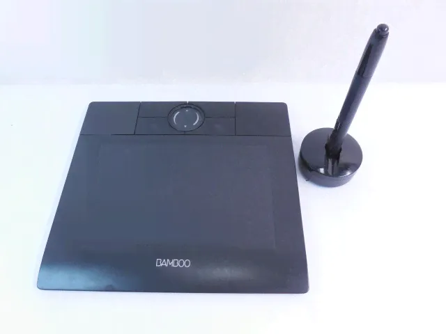Графический планшет Wacom Bamboo MTE450-1